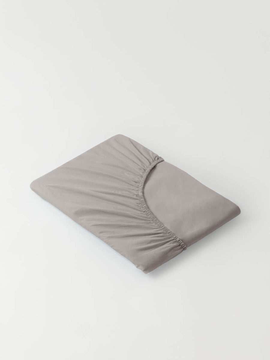 DAWN Percale Faconlagen (140x200x35) Bed Sheets Stone